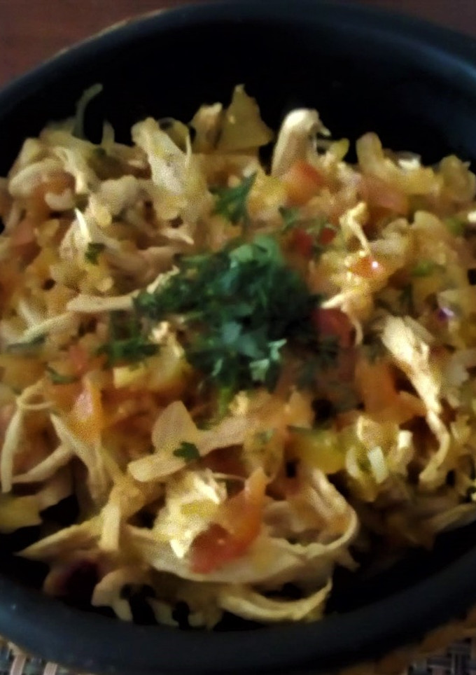 Una foto de Tinga Mexicana picante con Pollo🍗