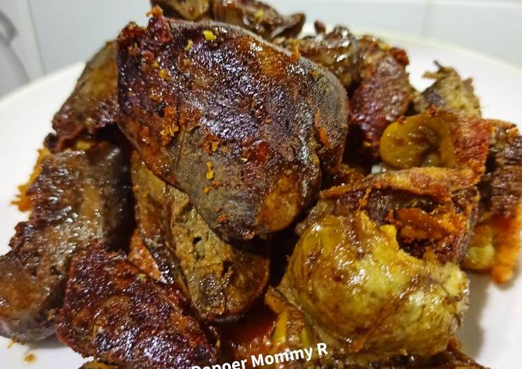 Rempelo Ati Ayam Goreng