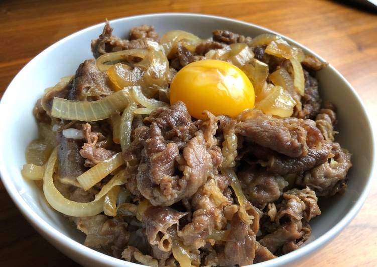Recipe of Award-winning Gyudon: Japanese beef bowl