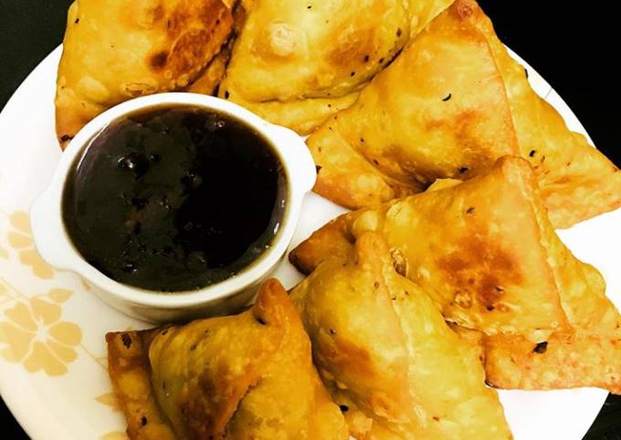 Aloo Ka Samosa Recipe by Rimsha Rimsha - Cookpad