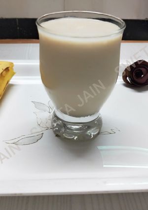 A picture of Banana Smoothie(Jain Food).