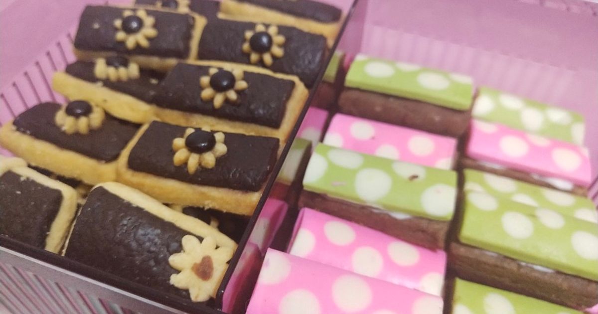 Chocolate Stick Cookies