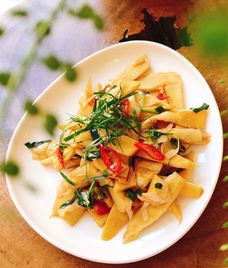 măng xào lá lốt