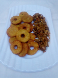 A picture of Lemon Potato Rings.