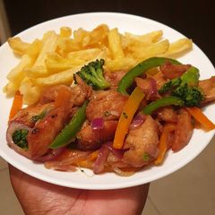 A picture of Easy and Delish Chicken Stir Fry.