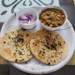 A picture of Chole chana masala.