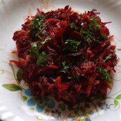 A picture of Beetroot and carrot salad 🥗.
