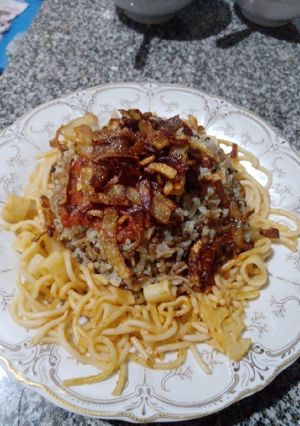 صورة لوصفة كشري مصري احلى من المحلات