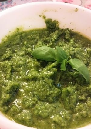 A picture of Pesto alla Genovese 🌿.