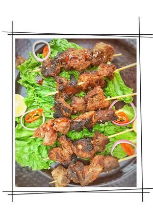 A picture of Grilled sesame mutton skewers.