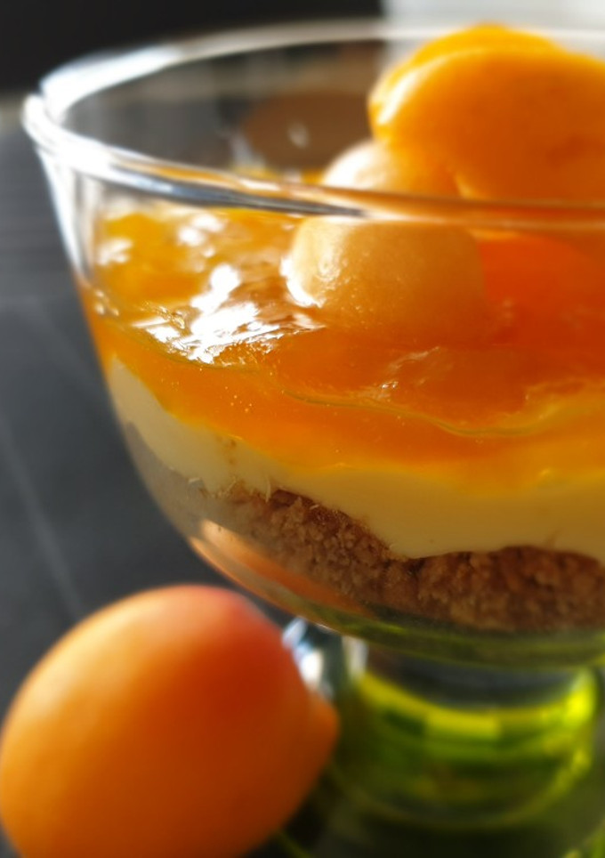 Una foto de Vasitos de tarta de queso con albaricoque