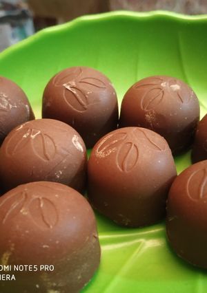 A picture of Caramel Chocolate.