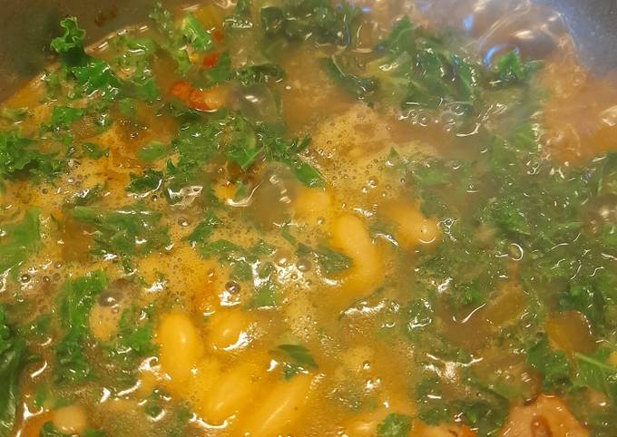 Warming bean and kale soup