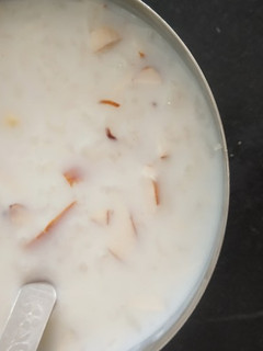 ખીર (Kheer Recipe In Gujarati) રેસીપી મુખ્ય ફોટો