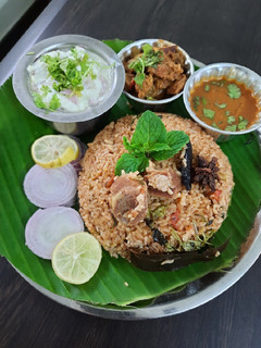 மட்டன் பிரியாணி (Mutton biryani recipe in tamil) செய்முறை முக்கிய புகைப்படம்