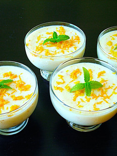 Una foto de Crema de naranja y huevofácil
