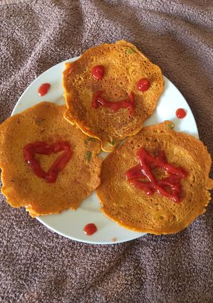 ચણા ના લોટ ના ચીલા (Chana Lot Chila Recipe In Gujarati) રેસીપી મુખ્ય ફોટો