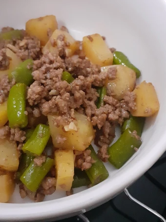 Langkah Mudah untuk Menyiapkan Resep  Tumis Daging Cincang Buncis Kentang yang Menggugah Selera, Enak Banget