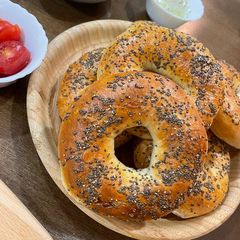 A picture of Chia seed bagel.