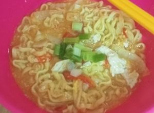Foto resep Mie Burung Dara Kuah Pedas