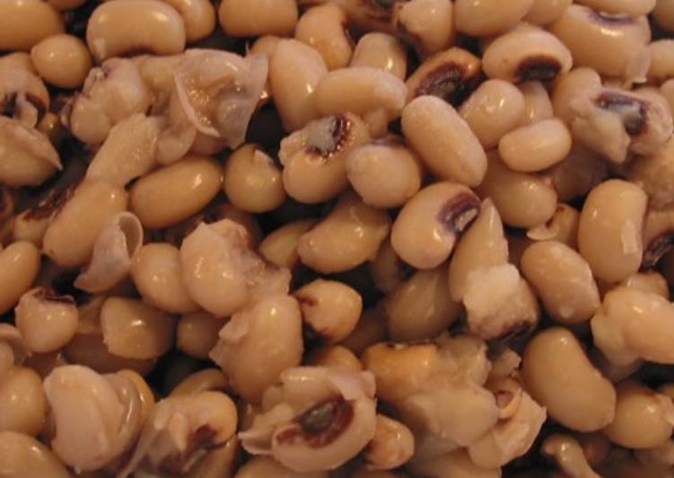 Simple Way to Prepare Ultimate Black Eyed Peas +Salt