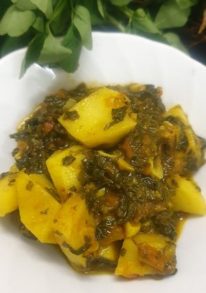 मेथी और आलू की सब्जी (methi aur aloo ki sabzi recipe in Hindi) रेसिपी मुख्य फोटो