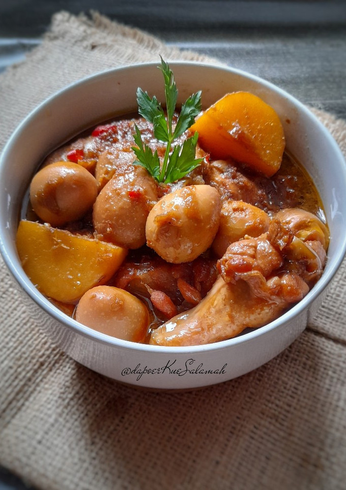 Foto resep Semur ayam kentang telur puyuh