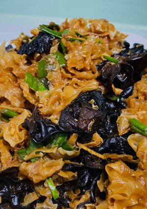 炒黑白木耳 的食譜成品照片