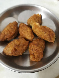 मूंग दाल पकोड़े (Moong Dal Pakode recipe in hindi) रेसिपी मुख्य फोटो