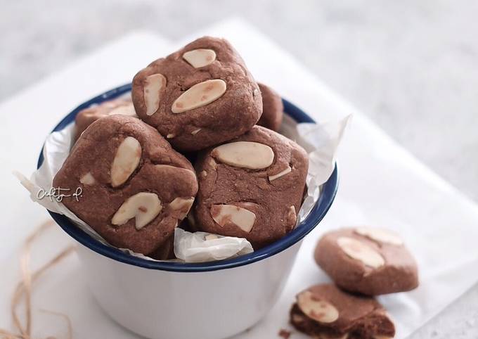 Almond Cookies