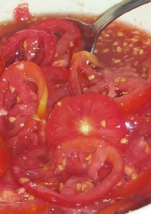 Paradicsomsaláta recept fotója