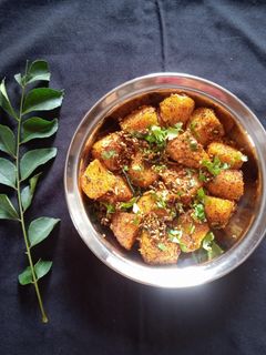 ઈડલી ટકાટક(Idli Takatak Recipe In Gujarati) રેસીપી મુખ્ય ફોટો