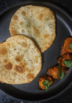 কড়াইশুটির কচুরি (Karaishutir kachori recipe in Bengali) রেসিপির প্রধান ছবি