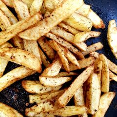 A picture of My Mexican Spiced Homemade Chips. 😍.