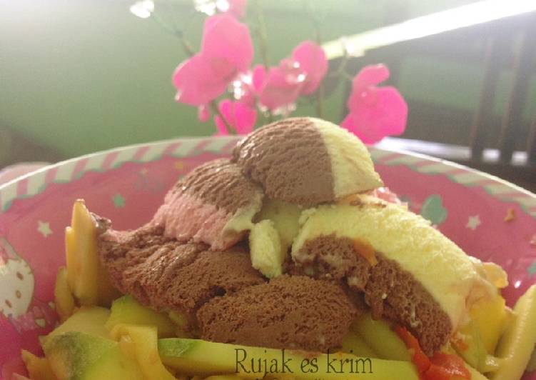 makanan Rujak Es Krim Jadi, mengenyangkan