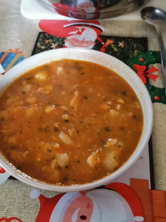 Una foto de Guiso de pescado con patatas... 😋