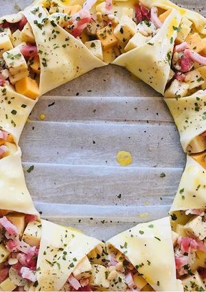 Une photo de Couronne aux Trois Fromages