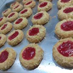 รูปของ Thumbprint cookies