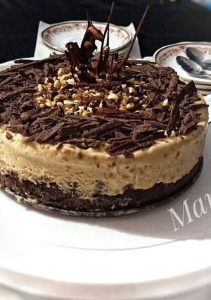 A picture of Chocolate-Peanut butter Ice-cream Cake.