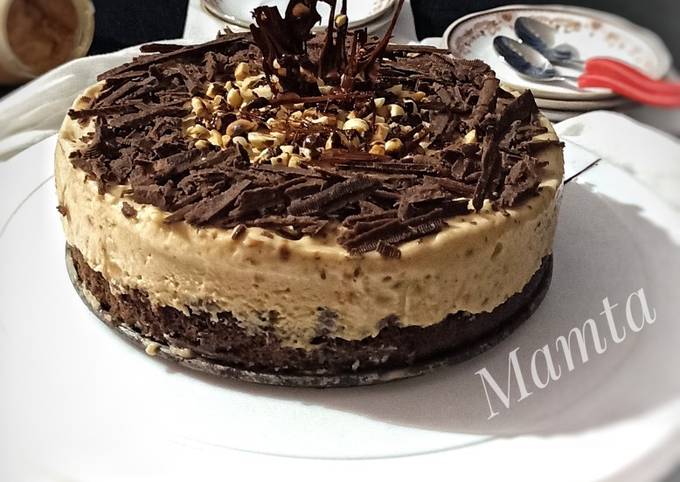 Recipe of Ultimate Chocolate-Peanut butter Ice-cream Cake