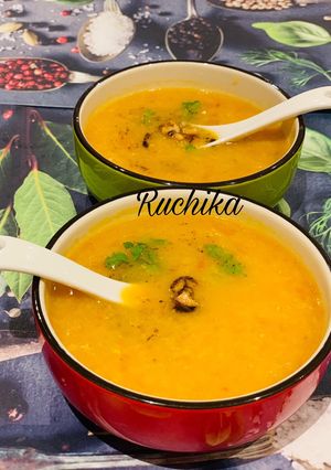 A picture of Burnt Garlic Dal and vegetables soup.
