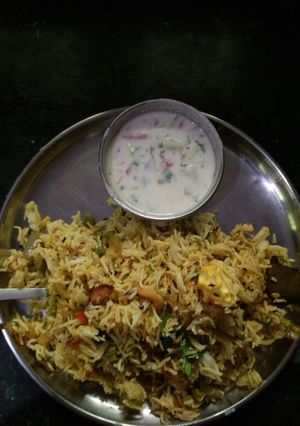 A picture of Veg biryani.