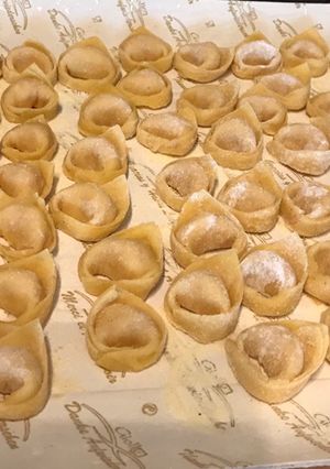 Foto di Tortelli con ripieno di prosciutto cotto