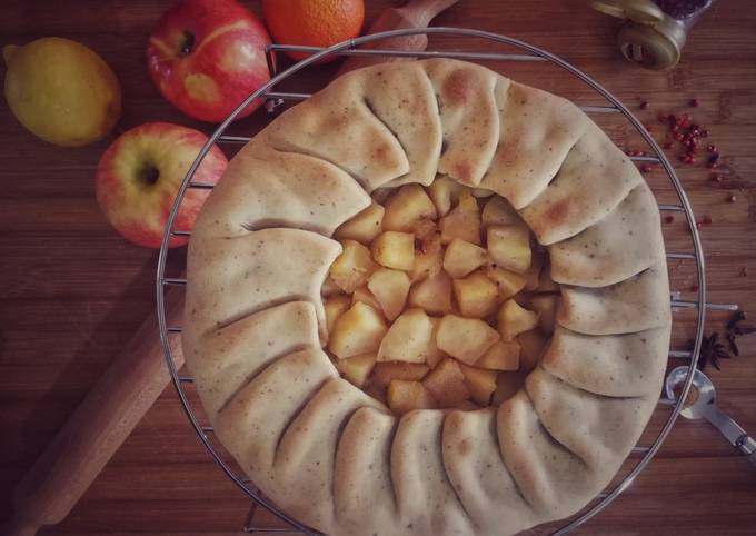 Modo semplice a Preparare Veloce Quiche di mele cotte aromatizzata all&amp;#39;anice stellato 🌷