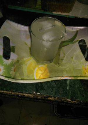 A picture of Lemon sharbat.