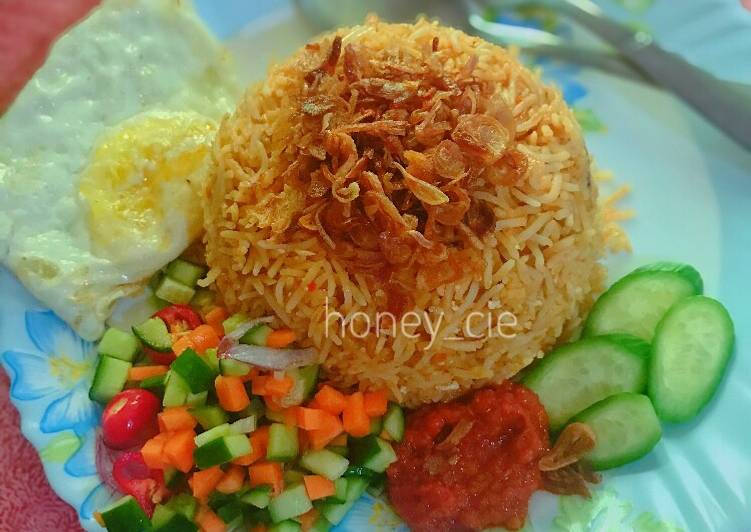 Nasi Goreng Telur Asin