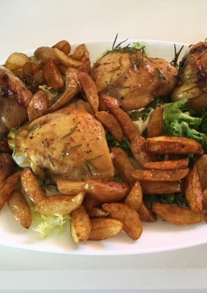 Una foto de Pollo con miel y romero