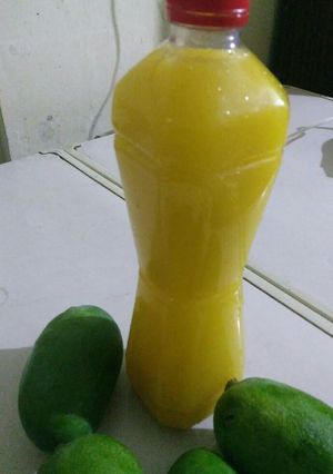 A picture of Raw mango squash.