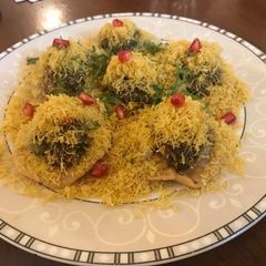 A picture of Sev Poori.