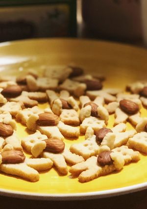 A picture of Honey Bear Cookies.
